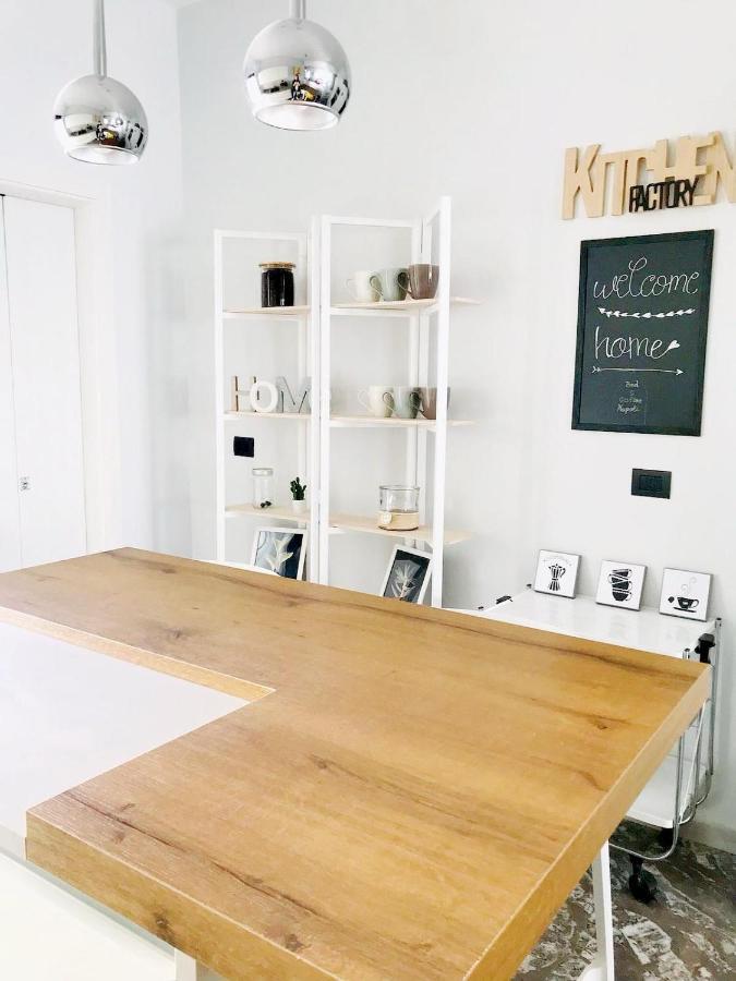 Bed&Coffee Napoli - Scarlatti Apartment Luaran gambar