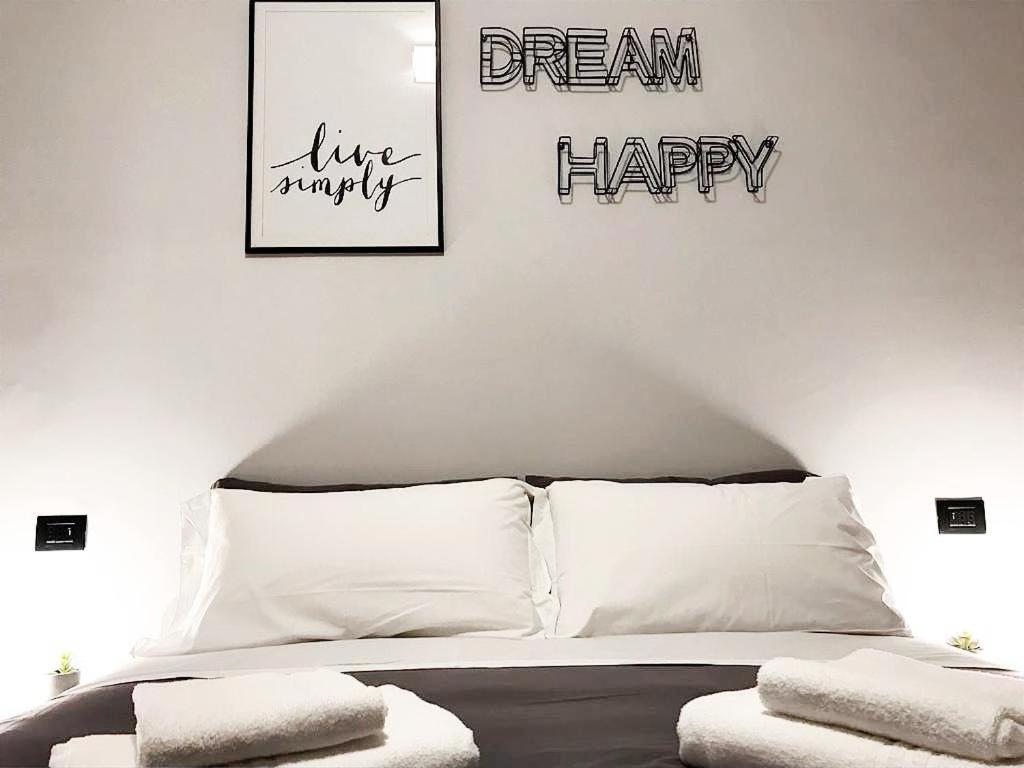 Bed&Coffee Napoli - Scarlatti Apartment Luaran gambar