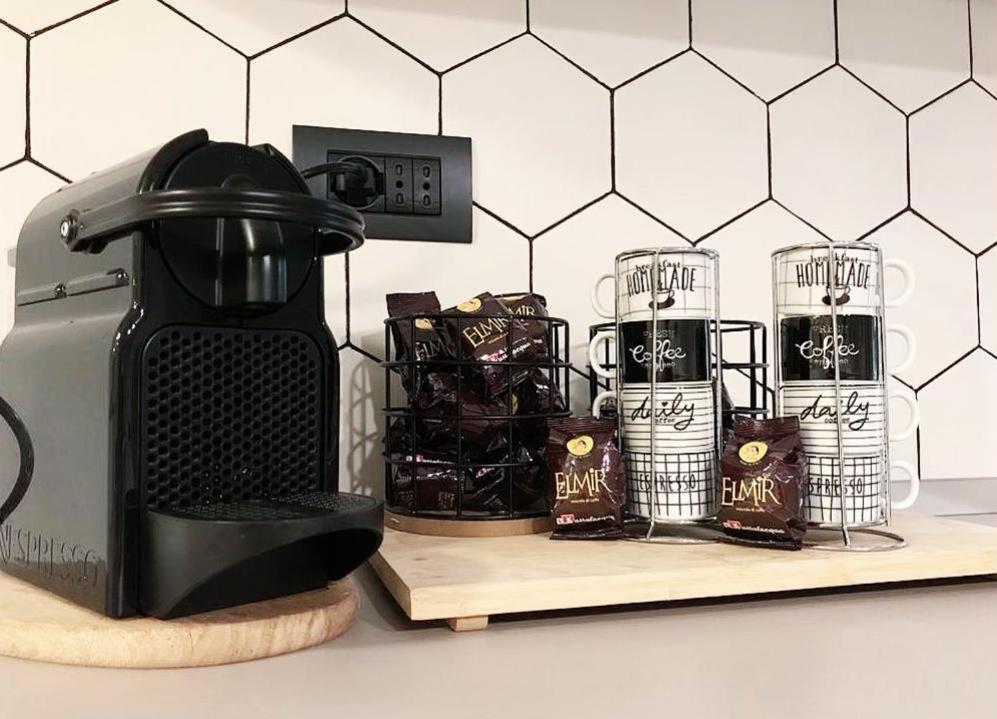 Bed&Coffee Napoli - Scarlatti Apartment Luaran gambar