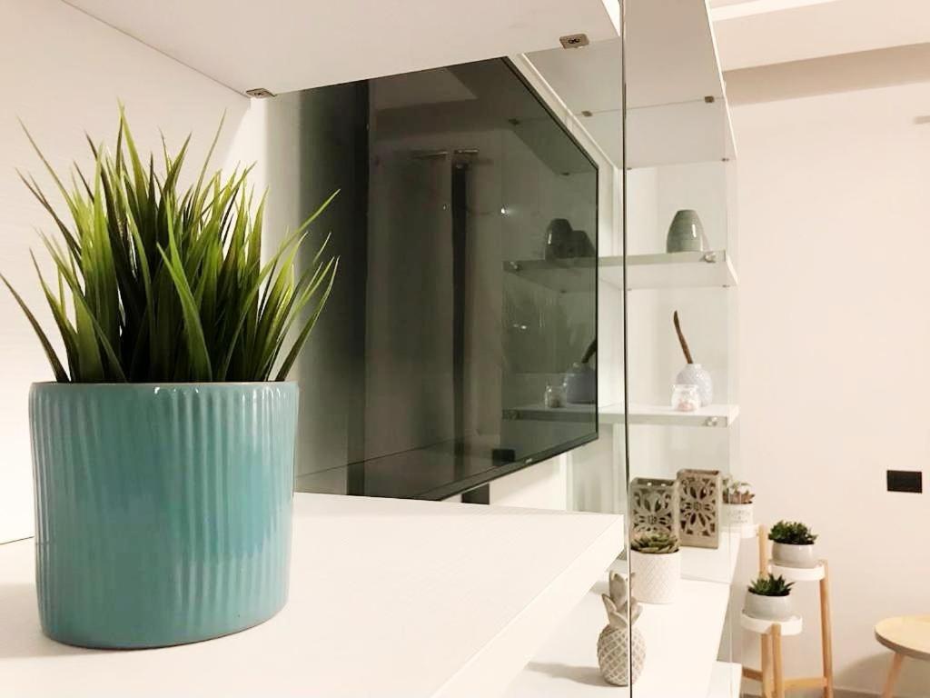Bed&Coffee Napoli - Scarlatti Apartment Luaran gambar