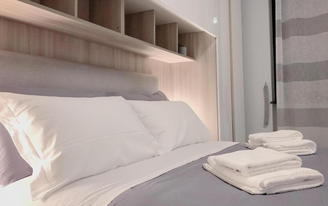 Bed&Coffee Napoli - Scarlatti Apartment Luaran gambar