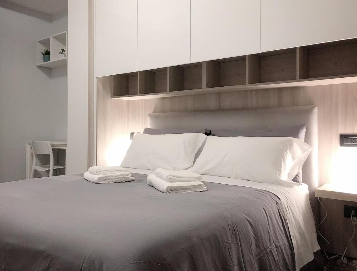 Bed&Coffee Napoli - Scarlatti Apartment Luaran gambar